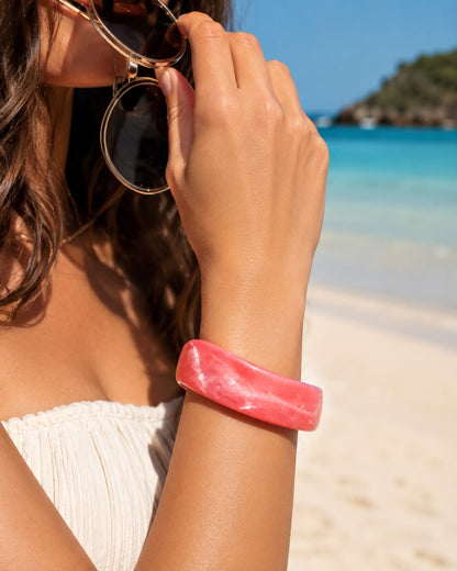 Beach Club - Coral pink curved bracelet