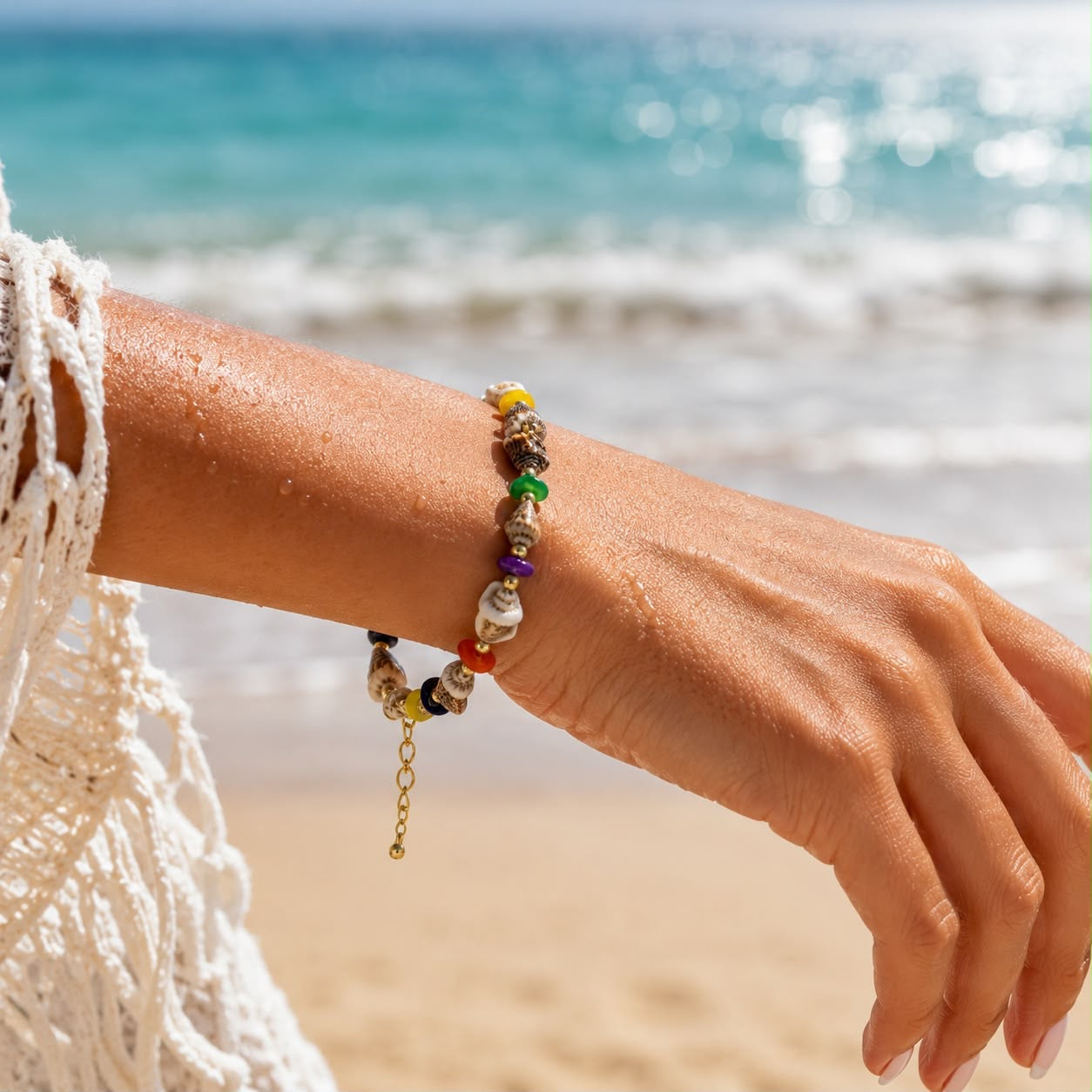 Beach Club - Colored Shells bracelet